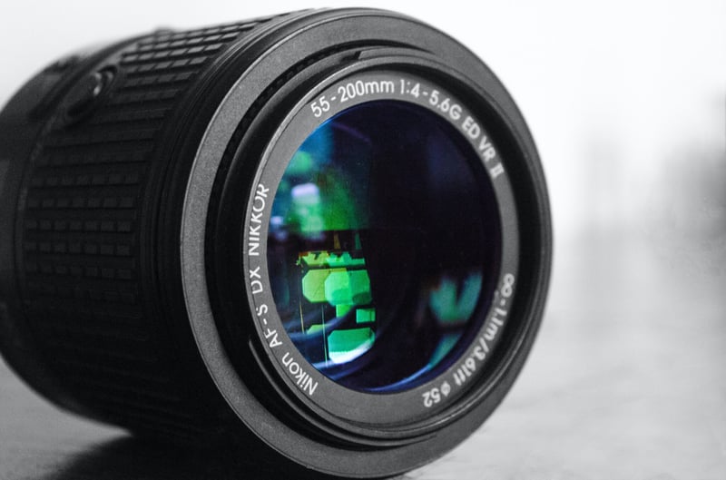 aperture of this zoom lens